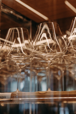 unique glasses were selected for the Gvidon restaurant