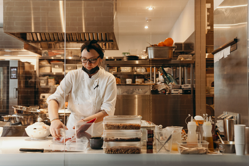 Gvidon restaurant kitchen